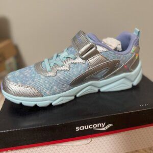 Kids' Saucony Flash 3.0 A/C Silver / Purple, Size 5 M, NIB